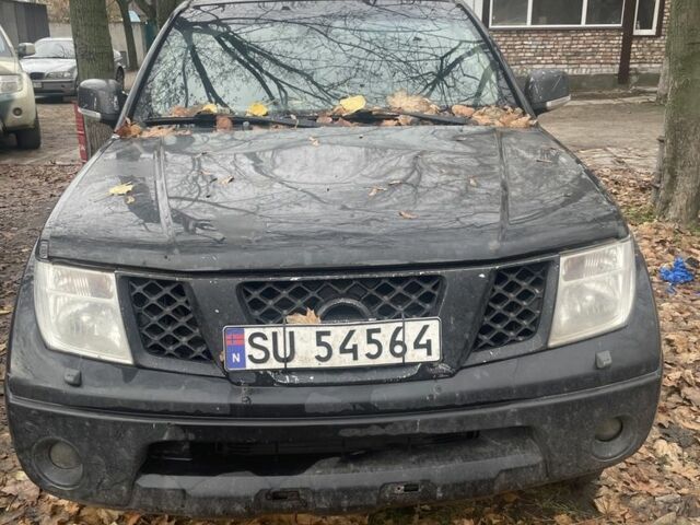 Черный Ниссан Навара, объемом двигателя 2.5 л и пробегом 200 тыс. км за 4000 $, фото 1 на Automoto.ua