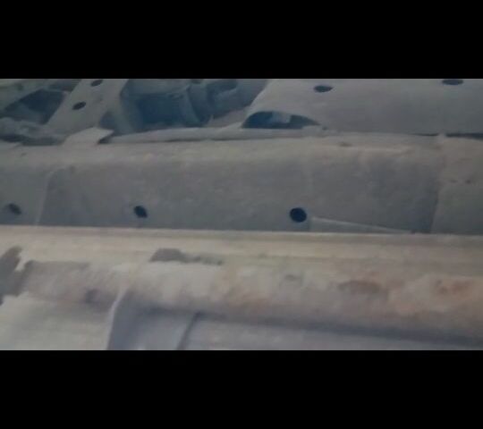 Черный Ниссан Навара, объемом двигателя 0 л и пробегом 280 тыс. км за 2697 $, фото 3 на Automoto.ua