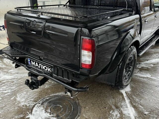 Чорний Ніссан Навара, об'ємом двигуна 2.5 л та пробігом 330 тис. км за 4500 $, фото 13 на Automoto.ua