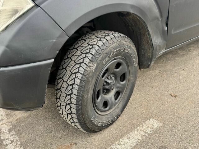 Чорний Ніссан Навара, об'ємом двигуна 2.5 л та пробігом 390 тис. км за 4161 $, фото 18 на Automoto.ua