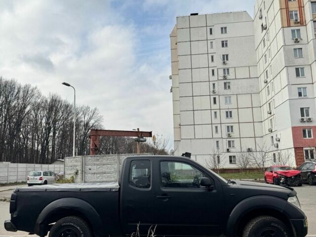 Чорний Ніссан Навара, об'ємом двигуна 2.5 л та пробігом 390 тис. км за 4161 $, фото 7 на Automoto.ua