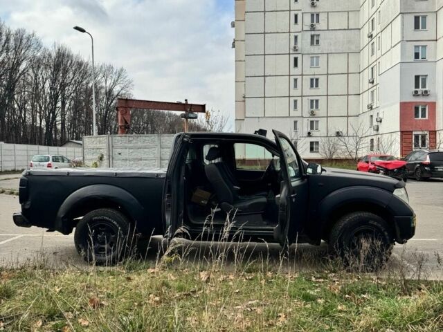 Чорний Ніссан Навара, об'ємом двигуна 2.5 л та пробігом 390 тис. км за 4161 $, фото 6 на Automoto.ua