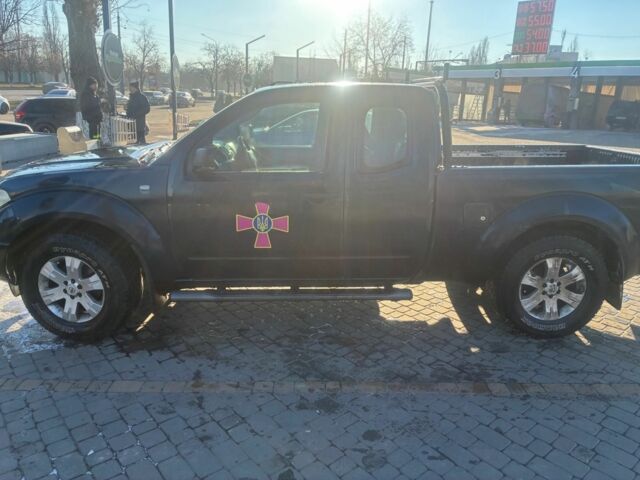 Черный Ниссан Навара, объемом двигателя 2.5 л и пробегом 251 тыс. км за 4600 $, фото 1 на Automoto.ua