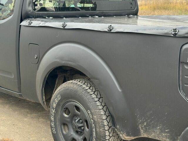 Чорний Ніссан Навара, об'ємом двигуна 2.5 л та пробігом 390 тис. км за 4161 $, фото 21 на Automoto.ua