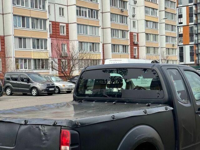 Чорний Ніссан Навара, об'ємом двигуна 2.5 л та пробігом 390 тис. км за 4161 $, фото 8 на Automoto.ua