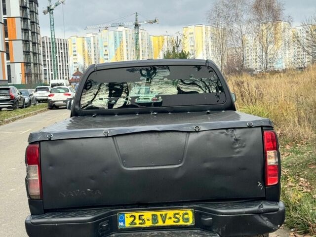 Чорний Ніссан Навара, об'ємом двигуна 2.5 л та пробігом 390 тис. км за 4161 $, фото 10 на Automoto.ua