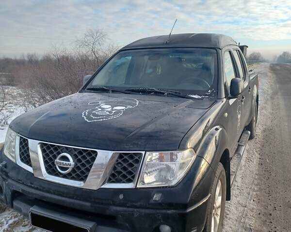 Черный Ниссан Навара, объемом двигателя 2.49 л и пробегом 279 тыс. км за 5800 $, фото 1 на Automoto.ua