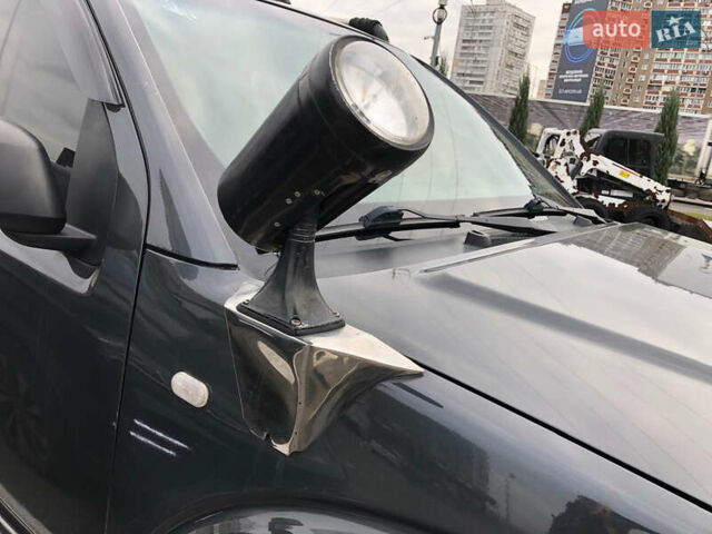 Черный Ниссан Навара, объемом двигателя 2.49 л и пробегом 200 тыс. км за 10000 $, фото 6 на Automoto.ua