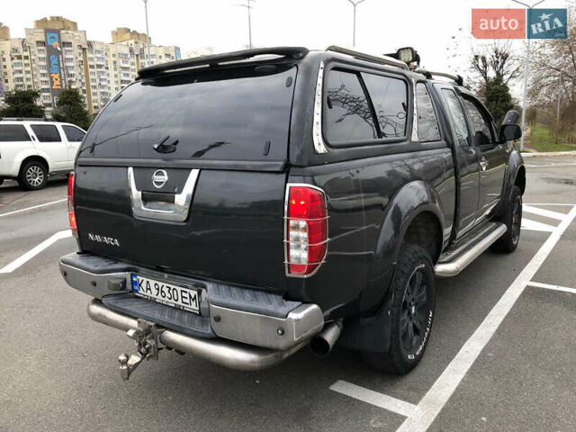 Черный Ниссан Навара, объемом двигателя 2.49 л и пробегом 200 тыс. км за 10000 $, фото 31 на Automoto.ua