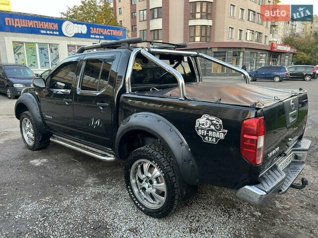 Чорний Ніссан Навара, об'ємом двигуна 2.49 л та пробігом 275 тис. км за 12500 $, фото 3 на Automoto.ua