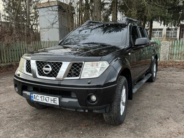 Черный Ниссан Навара, объемом двигателя 2.5 л и пробегом 330 тыс. км за 11999 $, фото 5 на Automoto.ua