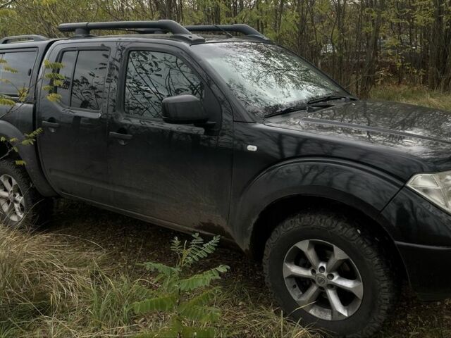 Черный Ниссан Навара, объемом двигателя 0 л и пробегом 280 тыс. км за 5250 $, фото 2 на Automoto.ua