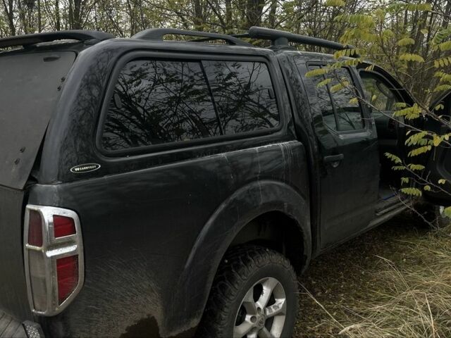 Черный Ниссан Навара, объемом двигателя 0 л и пробегом 280 тыс. км за 5250 $, фото 3 на Automoto.ua