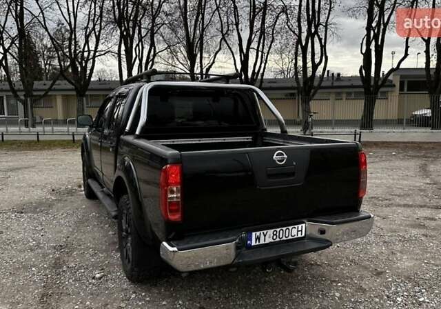 Чорний Ніссан Навара, об'ємом двигуна 0 л та пробігом 225 тис. км за 3700 $, фото 2 на Automoto.ua
