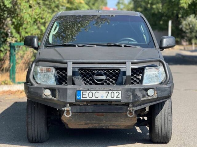 Чорний Ніссан Навара, об'ємом двигуна 2.5 л та пробігом 270 тис. км за 6900 $, фото 4 на Automoto.ua