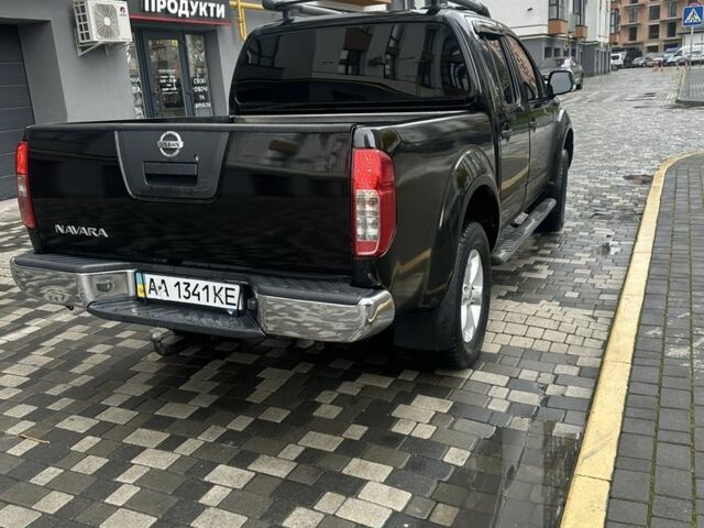 Чорний Ніссан Навара, об'ємом двигуна 2.5 л та пробігом 218 тис. км за 12500 $, фото 5 на Automoto.ua