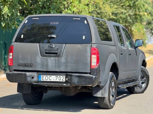 Чорний Ніссан Навара, об'ємом двигуна 2.5 л та пробігом 270 тис. км за 6900 $, фото 5 на Automoto.ua