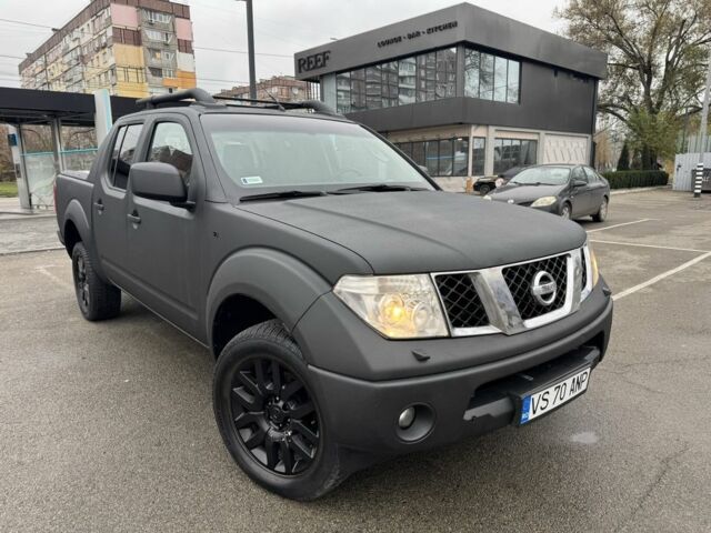 Черный Ниссан Навара, объемом двигателя 2.5 л и пробегом 220 тыс. км за 6700 $, фото 1 на Automoto.ua