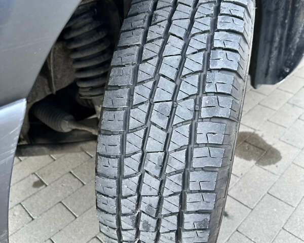 Черный Ниссан Навара, объемом двигателя 2.49 л и пробегом 300 тыс. км за 7237 $, фото 9 на Automoto.ua