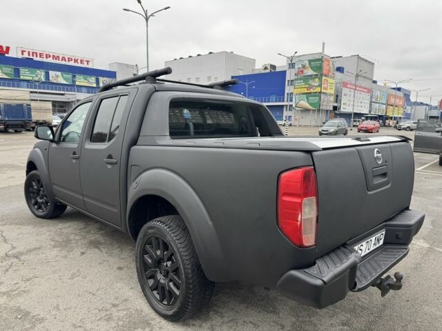 Черный Ниссан Навара, объемом двигателя 2.5 л и пробегом 220 тыс. км за 6700 $, фото 10 на Automoto.ua