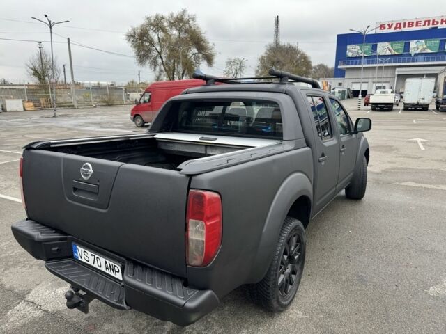 Черный Ниссан Навара, объемом двигателя 2.5 л и пробегом 220 тыс. км за 6700 $, фото 6 на Automoto.ua