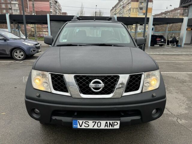 Черный Ниссан Навара, объемом двигателя 2.5 л и пробегом 220 тыс. км за 6700 $, фото 7 на Automoto.ua