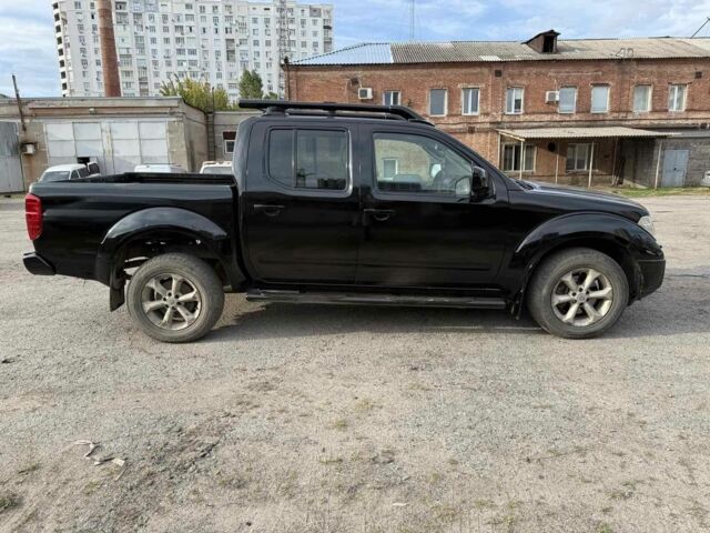Черный Ниссан Навара, объемом двигателя 2.5 л и пробегом 233 тыс. км за 4500 $, фото 5 на Automoto.ua