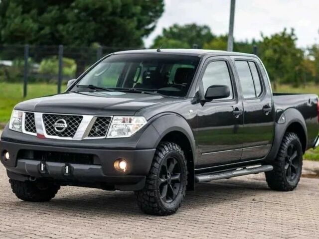 Черный Ниссан Навара, объемом двигателя 2.5 л и пробегом 221 тыс. км за 3700 $, фото 1 на Automoto.ua