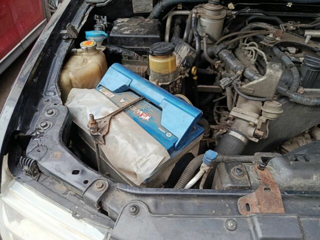 Черный Ниссан Навара, объемом двигателя 0 л и пробегом 285 тыс. км за 7456 $, фото 9 на Automoto.ua