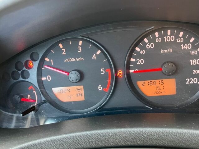 Черный Ниссан Навара, объемом двигателя 2.5 л и пробегом 218 тыс. км за 8099 $, фото 9 на Automoto.ua