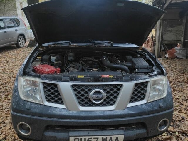 Ниссан Навара 2009 в Сумах на Automoto.ua Черный Ниссан Навара, объемом двигателя 2.5 л и пробегом 114 тыс. км за 5300 $, фото 1 на Automoto.ua