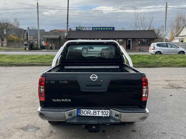 Черный Ниссан Навара, объемом двигателя 2.5 л и пробегом 177 тыс. км за 8900 $, фото 6 на Automoto.ua