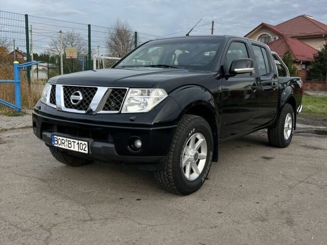 Черный Ниссан Навара, объемом двигателя 2.5 л и пробегом 177 тыс. км за 8900 $, фото 2 на Automoto.ua