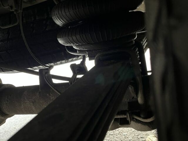 Черный Ниссан Навара, объемом двигателя 2.5 л и пробегом 177 тыс. км за 8900 $, фото 23 на Automoto.ua