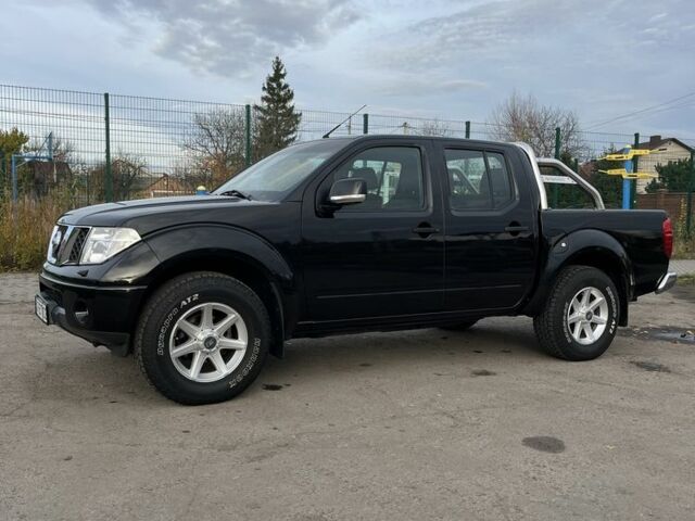 Черный Ниссан Навара, объемом двигателя 2.5 л и пробегом 177 тыс. км за 8900 $, фото 3 на Automoto.ua