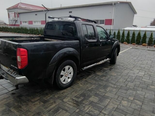 Черный Ниссан Навара, объемом двигателя 2.5 л и пробегом 162 тыс. км за 5300 $, фото 4 на Automoto.ua
