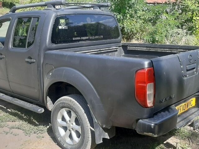 Черный Ниссан Навара, объемом двигателя 0 л и пробегом 245 тыс. км за 5700 $, фото 3 на Automoto.ua