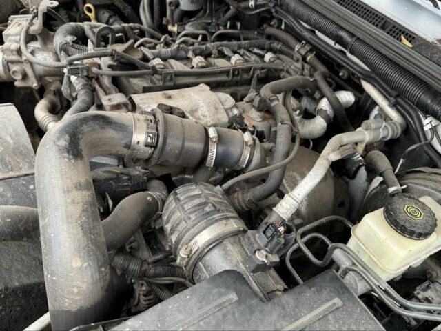 Чорний Ніссан Навара, об'ємом двигуна 2.5 л та пробігом 465 тис. км за 11000 $, фото 8 на Automoto.ua