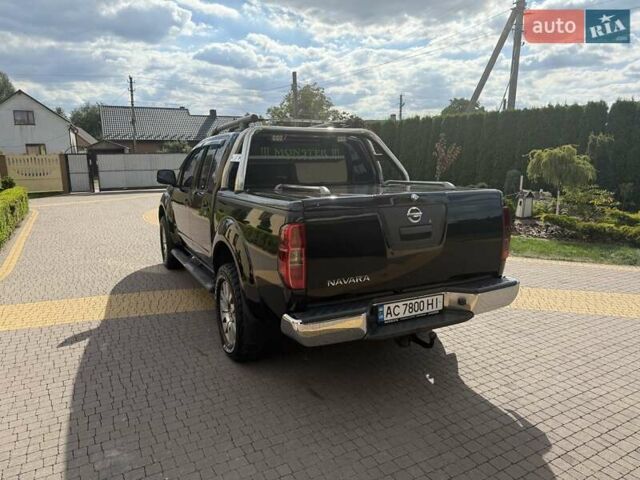 Чорний Ніссан Навара, об'ємом двигуна 2.99 л та пробігом 245 тис. км за 15400 $, фото 5 на Automoto.ua