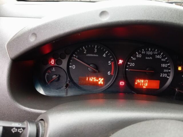 Черный Ниссан Навара, объемом двигателя 0 л и пробегом 193 тыс. км за 5697 $, фото 5 на Automoto.ua