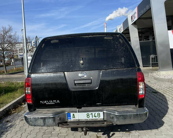 Черный Ниссан Навара, объемом двигателя 0 л и пробегом 170 тыс. км за 9856 $, фото 3 на Automoto.ua