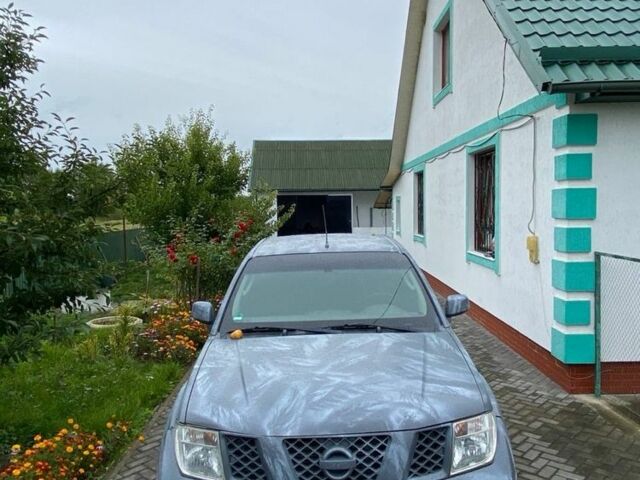 Черный Ниссан Навара, объемом двигателя 2.5 л и пробегом 220 тыс. км за 5200 $, фото 13 на Automoto.ua