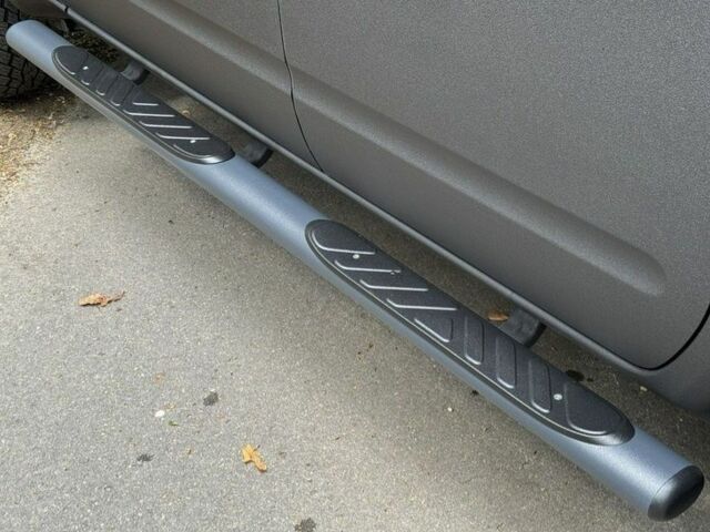 Черный Ниссан Навара, объемом двигателя 2.5 л и пробегом 339 тыс. км за 4500 $, фото 9 на Automoto.ua