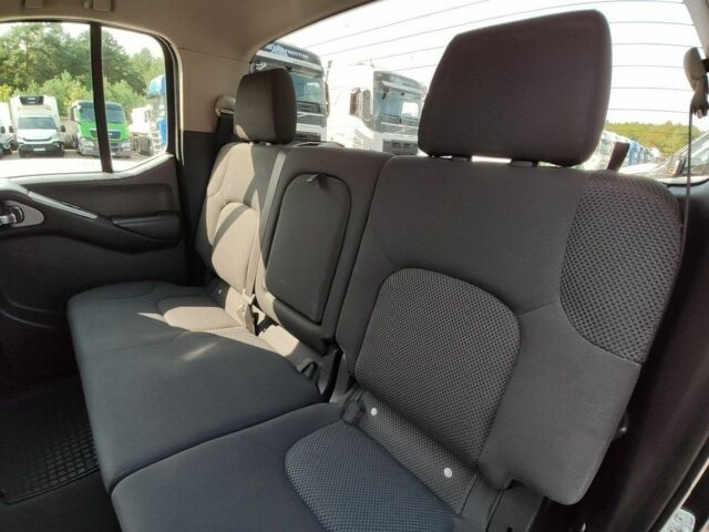 Черный Ниссан Навара, объемом двигателя 2.5 л и пробегом 339 тыс. км за 4500 $, фото 20 на Automoto.ua