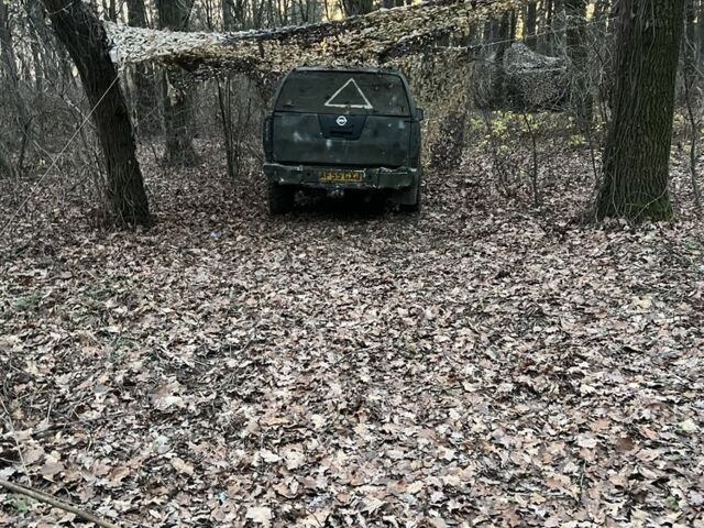 Чорний Ніссан Навара, об'ємом двигуна 3 л та пробігом 3 тис. км за 2128 $, фото 2 на Automoto.ua