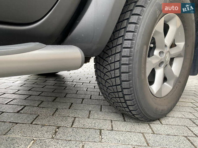 Фиолетовый Ниссан Навара, объемом двигателя 2.49 л и пробегом 201 тыс. км за 12500 $, фото 46 на Automoto.ua