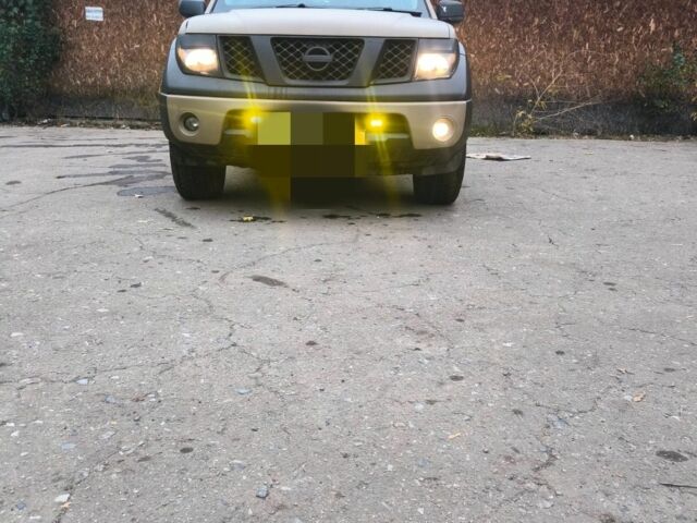 Коричневый Ниссан Навара, объемом двигателя 2.5 л и пробегом 160 тыс. км за 6800 $, фото 10 на Automoto.ua