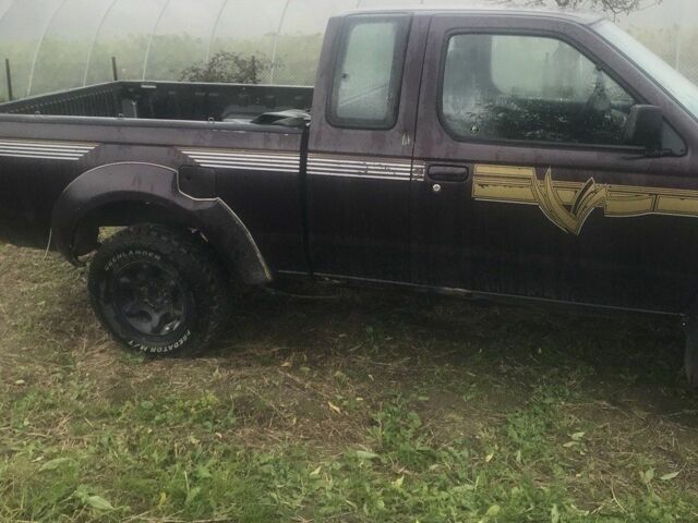 Коричневый Ниссан Навара, объемом двигателя 0 л и пробегом 290 тыс. км за 3794 $, фото 1 на Automoto.ua