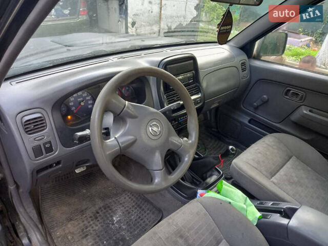 Ніссан Навара, об'ємом двигуна 2.5 л та пробігом 277 тис. км за 3800 $, фото 2 на Automoto.ua