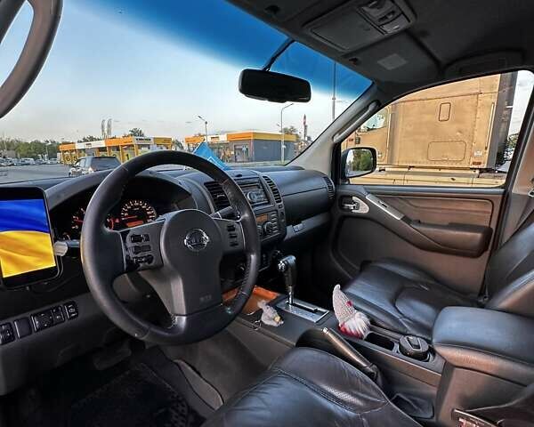 Ниссан Навара, объемом двигателя 2.49 л и пробегом 265 тыс. км за 13000 $, фото 12 на Automoto.ua